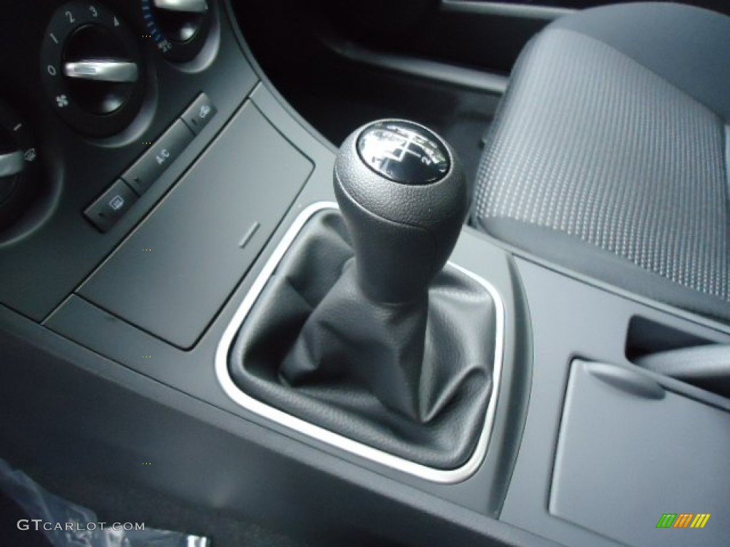 2013 Mazda MAZDA3 i Sport 4 Door 6 Speed Manual Transmission Photo #71938923