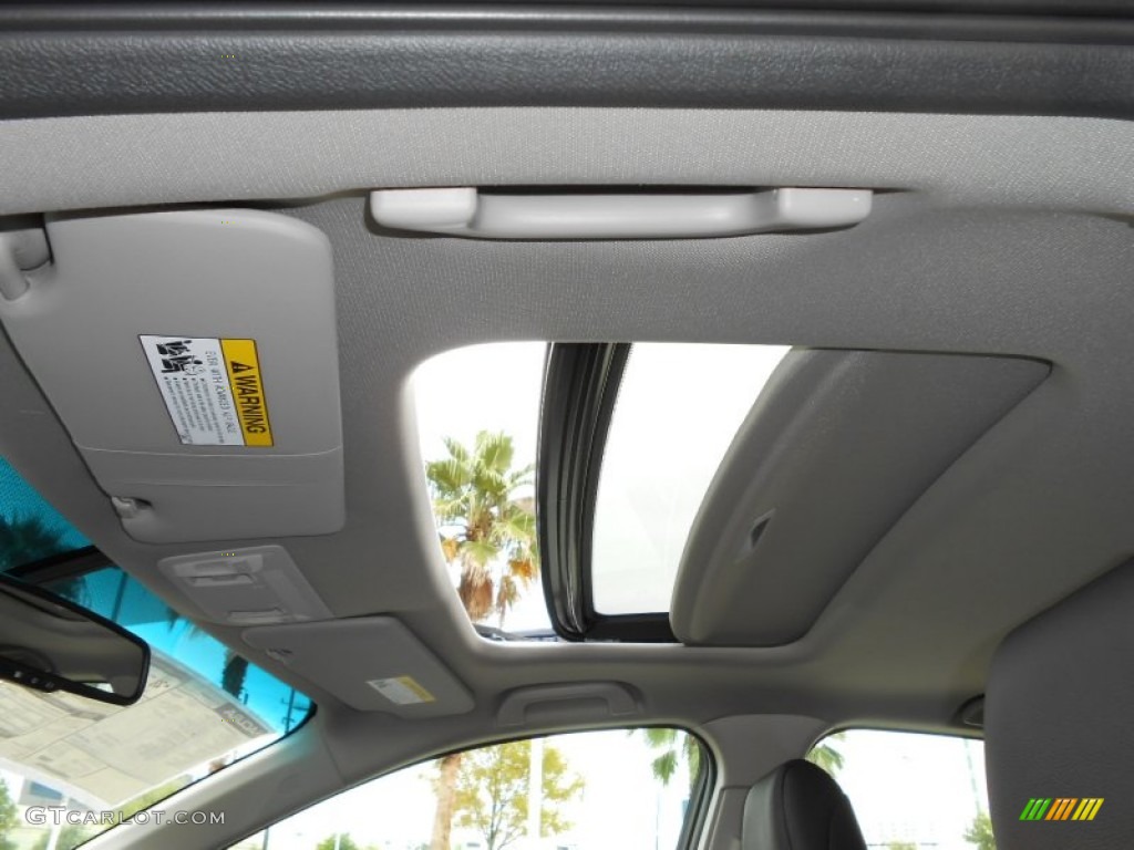 2013 Acura ILX 2.4L Sunroof Photos