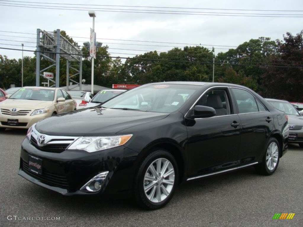 2012 Camry XLE V6 - Attitude Black Metallic / Ash photo #3