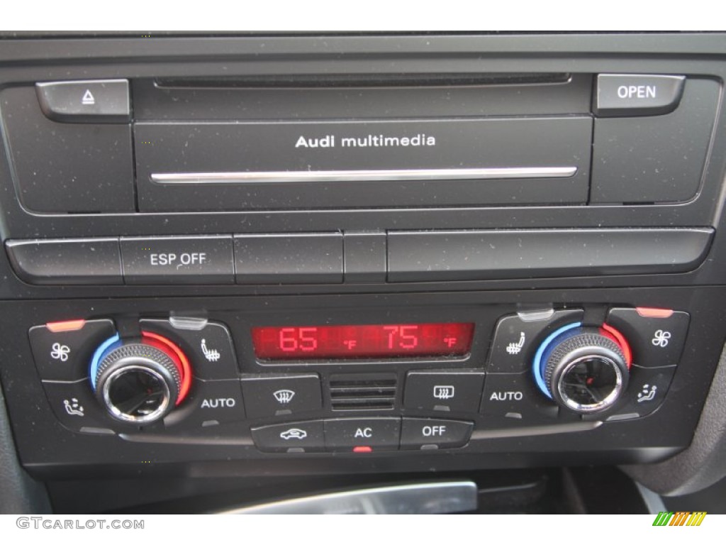2010 Audi A5 2.0T quattro Coupe Controls Photo #71939793
