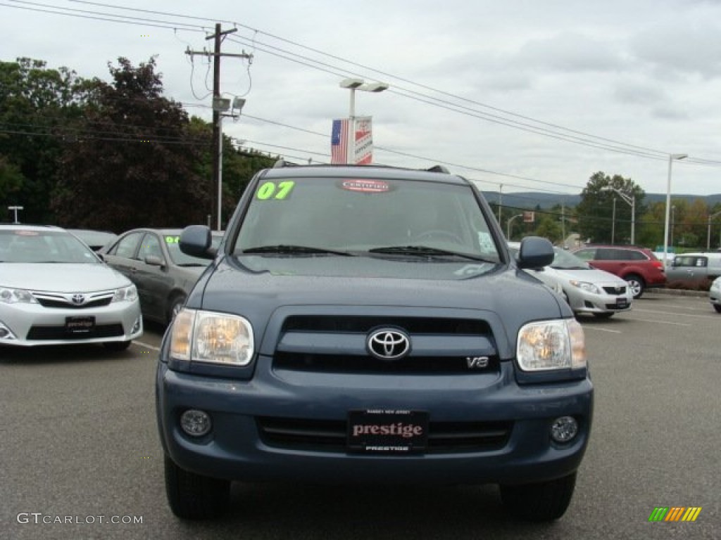 2007 Sequoia SR5 4WD - Bluesteel Mica / Taupe photo #2