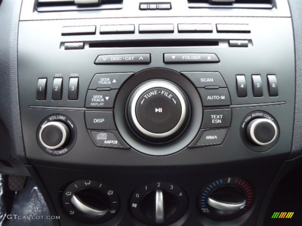 2013 Mazda MAZDA3 i SV 4 Door Audio System Photo #71940420