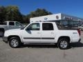 2006 Summit White Chevrolet Avalanche Z71 4x4  photo #2