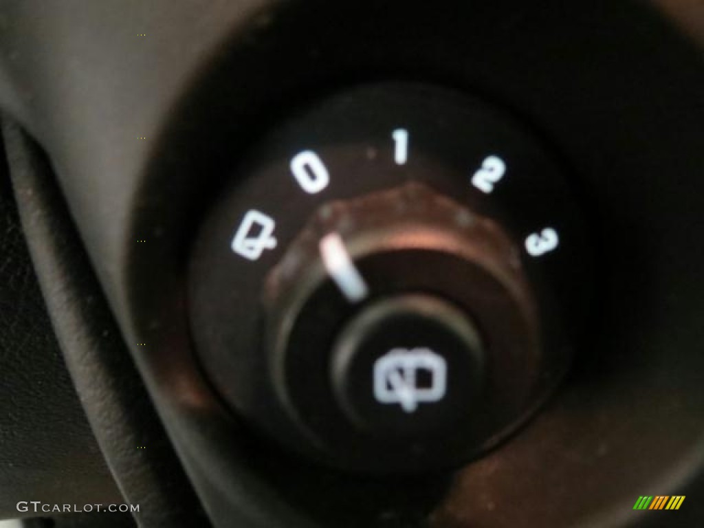 2009 TrailBlazer LT 4x4 - Silver Ice Metallic / Ebony photo #17