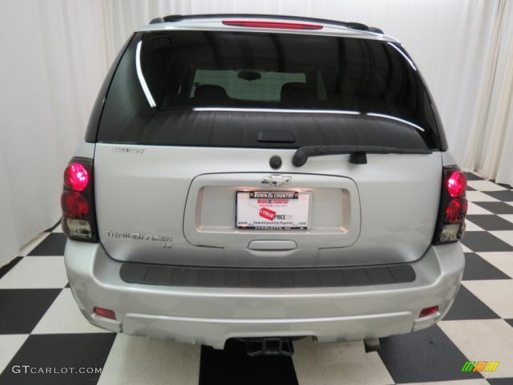 2009 TrailBlazer LT 4x4 - Silver Ice Metallic / Ebony photo #27