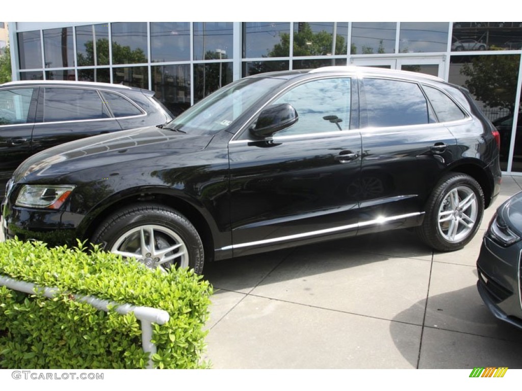 2013 Q5 2.0 TFSI quattro - Brilliant Black / Black photo #4