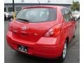 2009 Red Alert Nissan Versa 1.8 SL Hatchback  photo #3