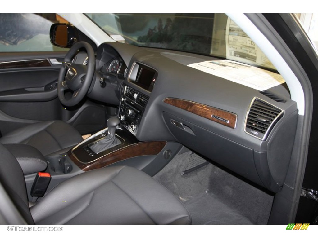 2013 Audi Q5 2.0 TFSI quattro Black Dashboard Photo #71953055