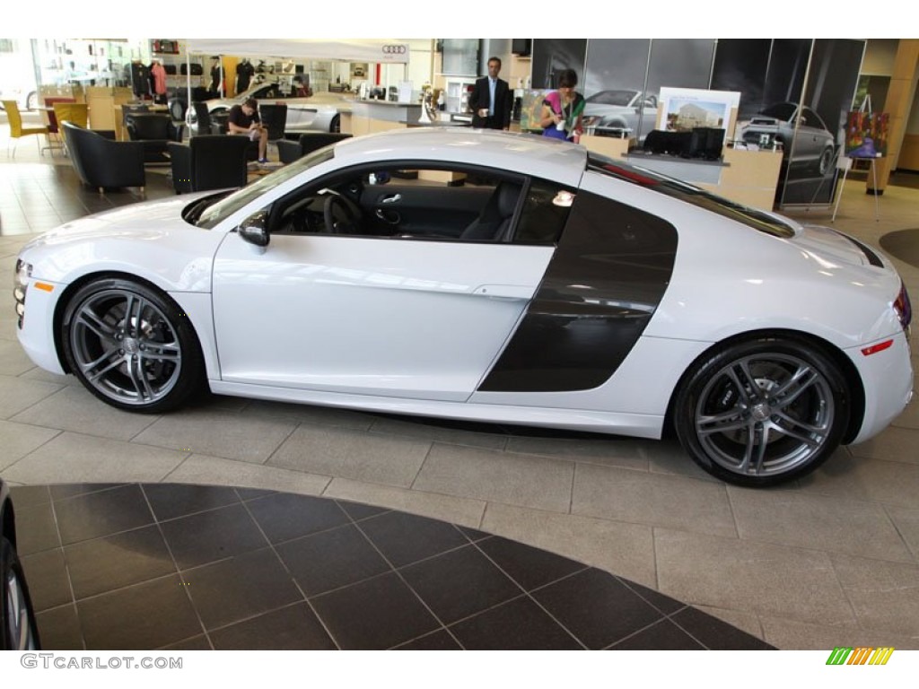 Audi Exclusive Color White 2012 Audi R8 5.2 FSI quattro Exterior Photo #71953303