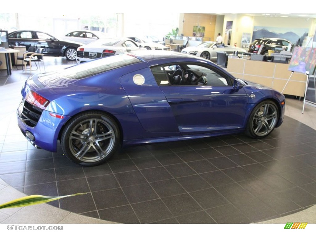 Sepang Blue Pearl Effect 2012 Audi R8 5.2 FSI quattro Exterior Photo #71954055