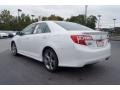 Super White - Camry SE Photo No. 3