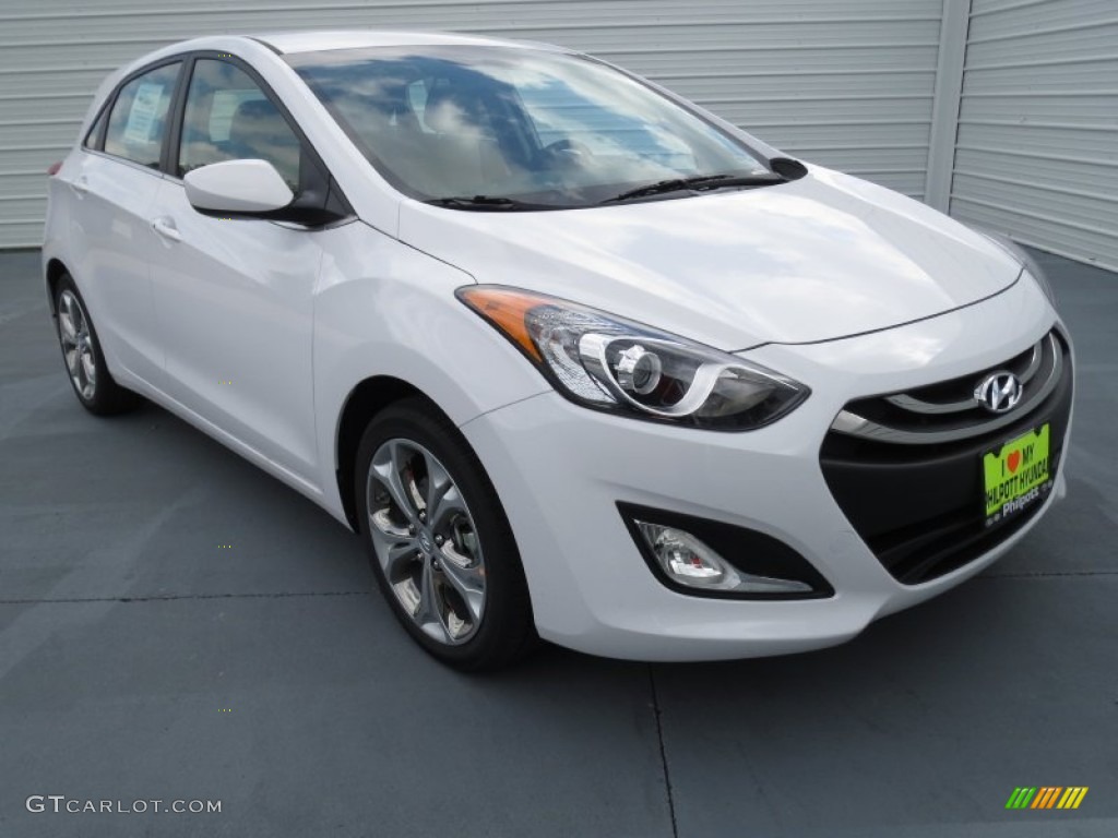 2013 Elantra GT - Monaco White / Beige photo #1