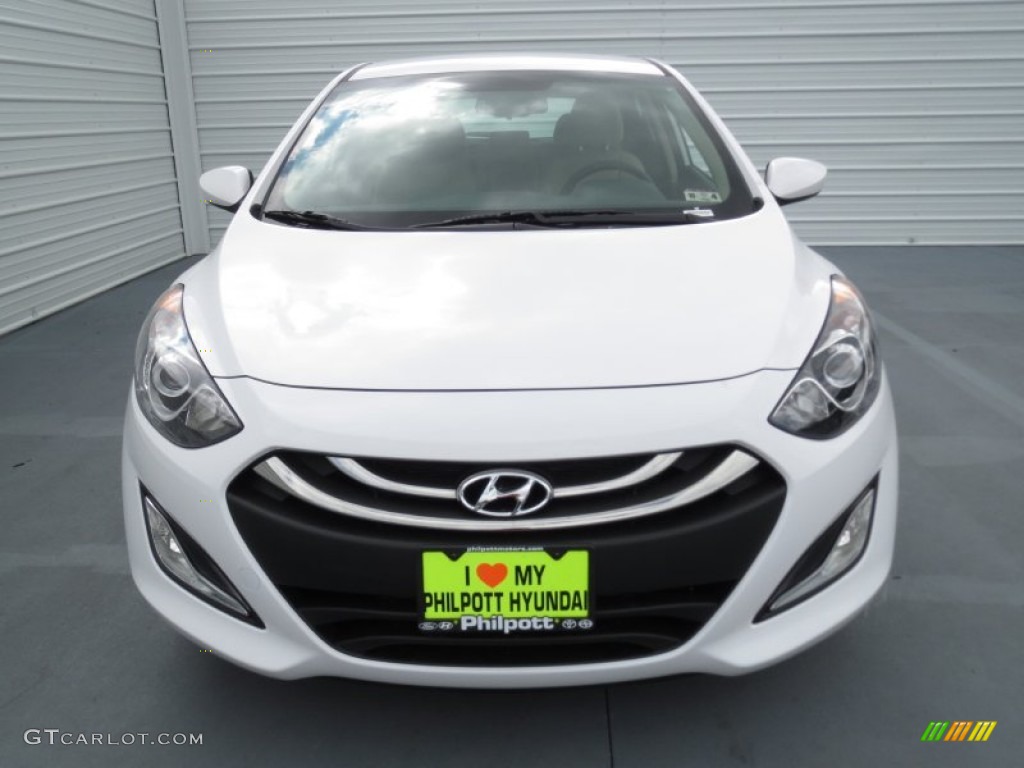 2013 Elantra GT - Monaco White / Beige photo #7