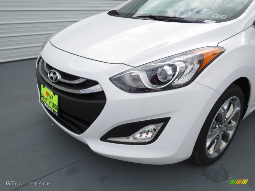 2013 Elantra GT - Monaco White / Beige photo #9