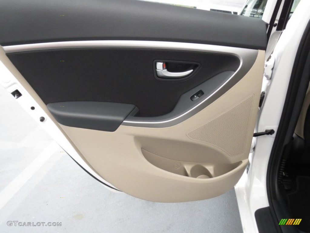 2013 Elantra GT - Monaco White / Beige photo #18