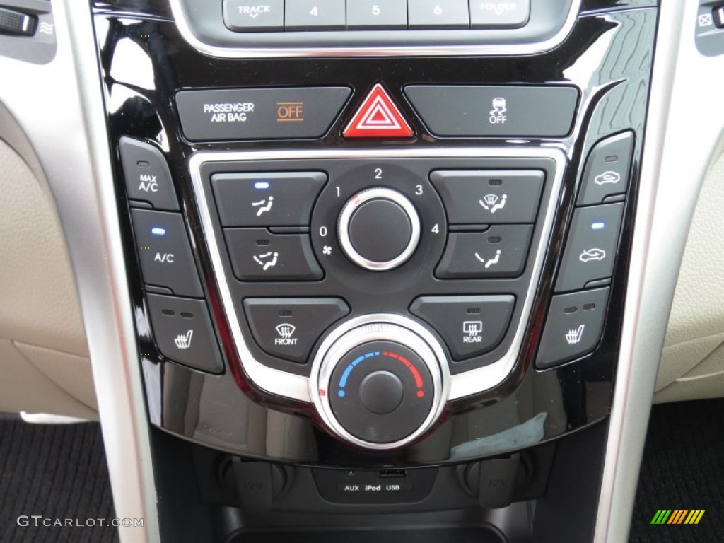 2013 Hyundai Elantra GT Controls Photo #71957821