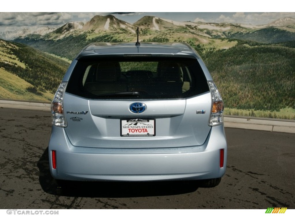 2012 Prius v Two Hybrid - Clear Sky Blue Metallic / Bisque photo #4