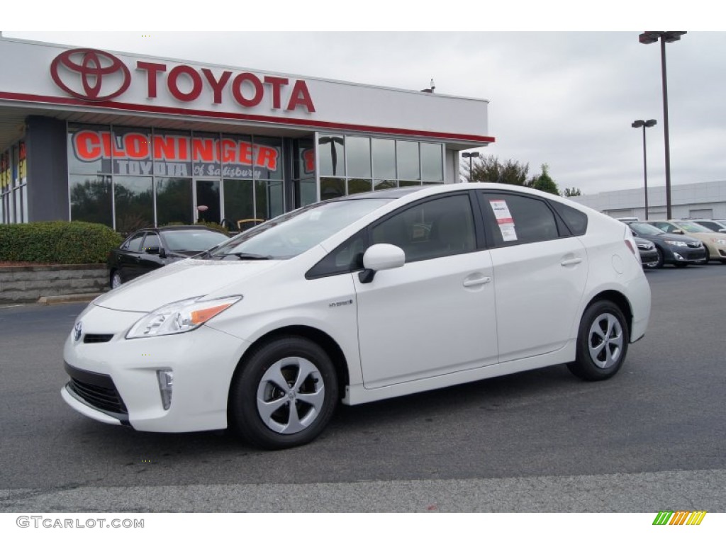 2012 Prius 3rd Gen Three Hybrid - Blizzard White Pearl / Misty Gray photo #1