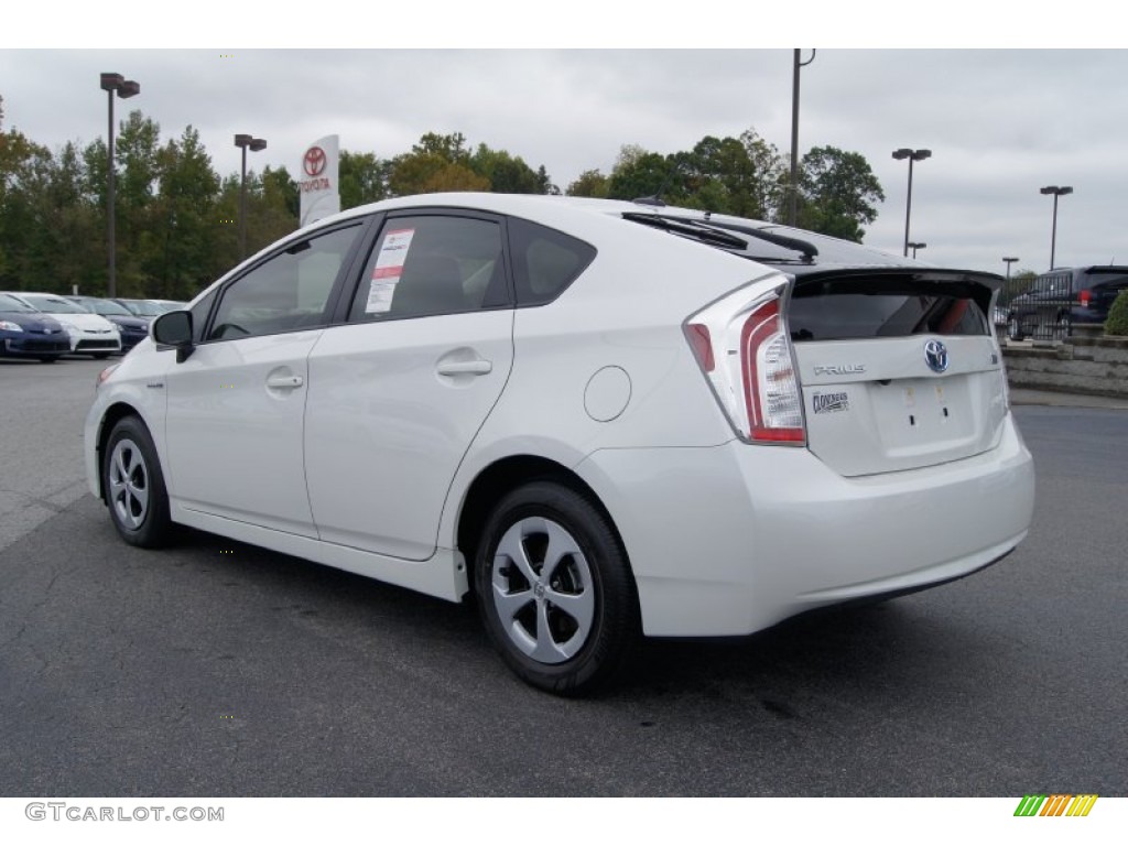 2012 Prius 3rd Gen Three Hybrid - Blizzard White Pearl / Misty Gray photo #3