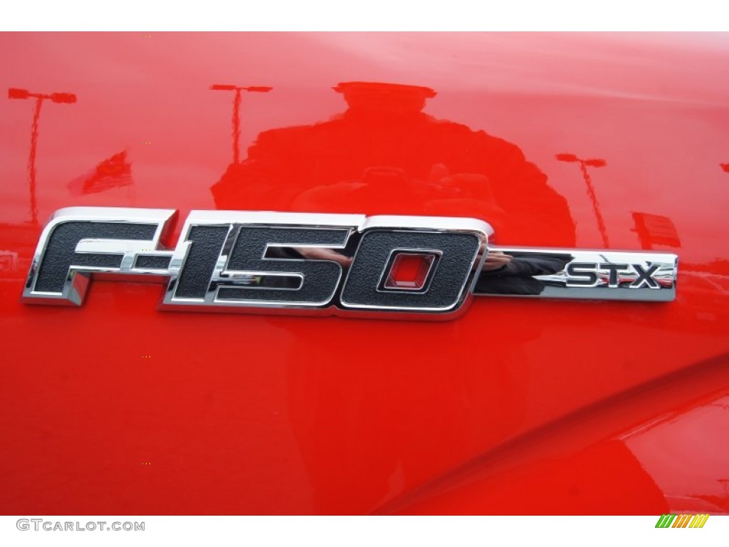 2013 F150 STX SuperCab 4x4 - Race Red / Steel Gray photo #16