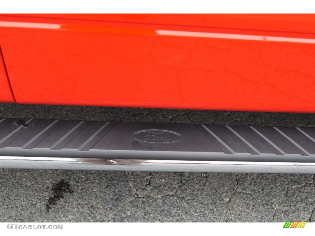 2013 F150 STX SuperCab 4x4 - Race Red / Steel Gray photo #17