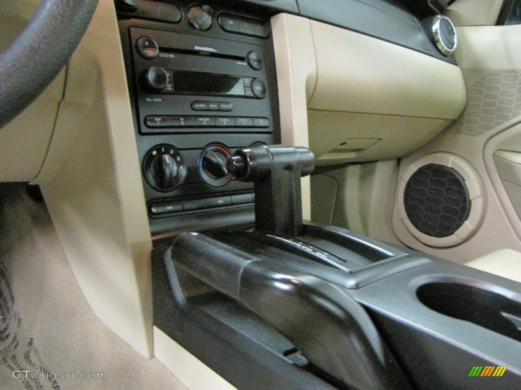 2005 Mustang V6 Premium Coupe - Legend Lime Metallic / Medium Parchment photo #25