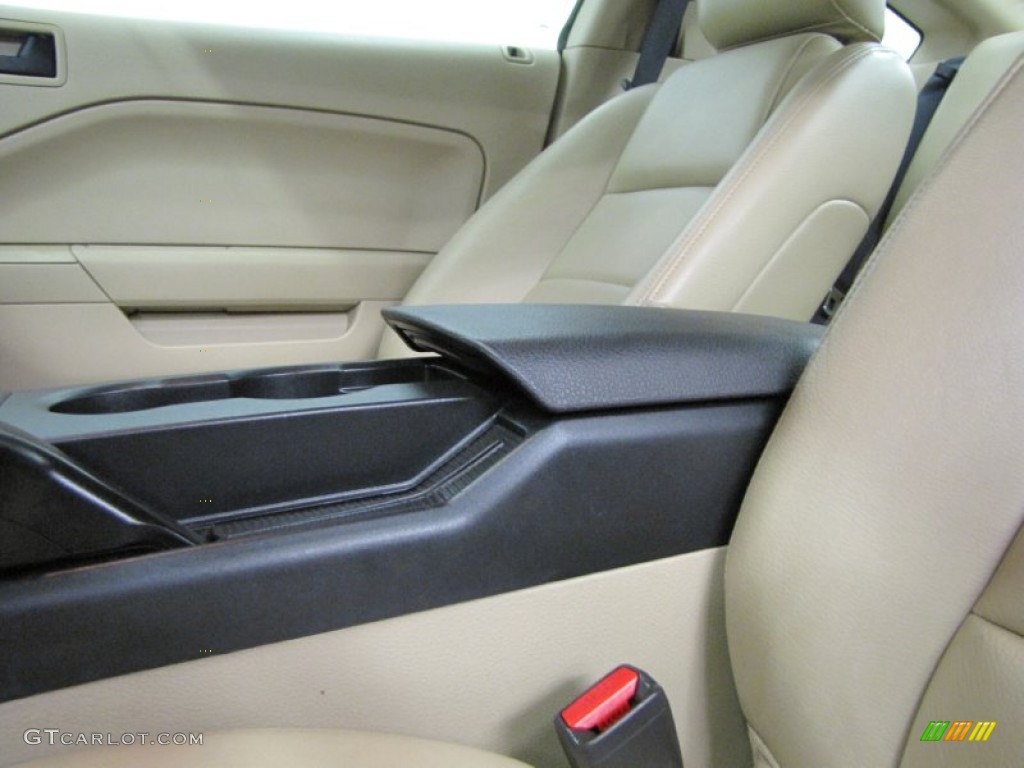 2005 Mustang V6 Premium Coupe - Legend Lime Metallic / Medium Parchment photo #26