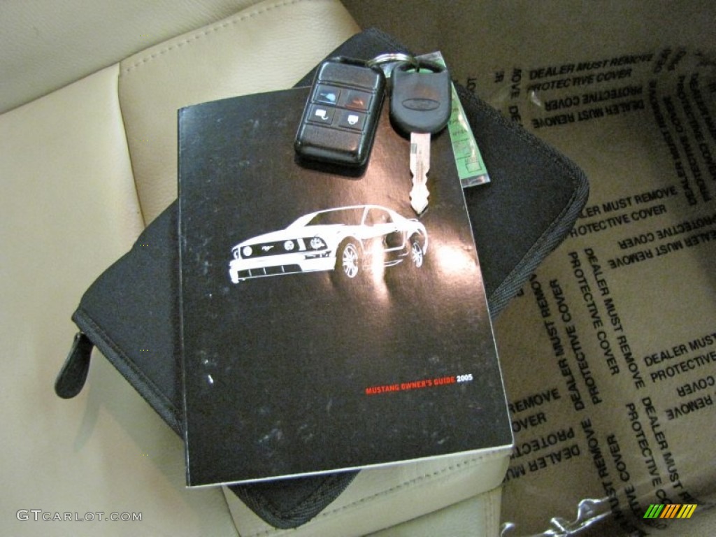 2005 Mustang V6 Premium Coupe - Legend Lime Metallic / Medium Parchment photo #32