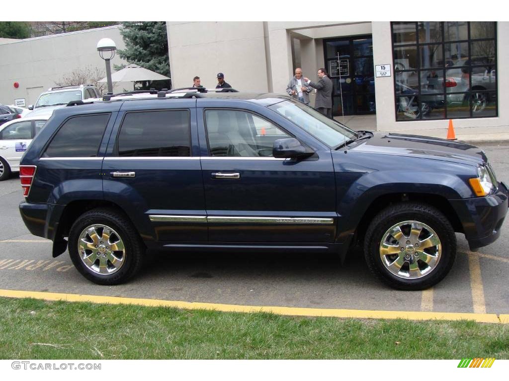 2008 Grand Cherokee Overland 4x4 - Modern Blue Pearl / Dark Khaki/Light Graystone photo #4
