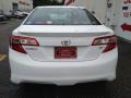 Super White - Camry SE Photo No. 6