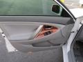 Super White - Camry Hybrid Photo No. 10