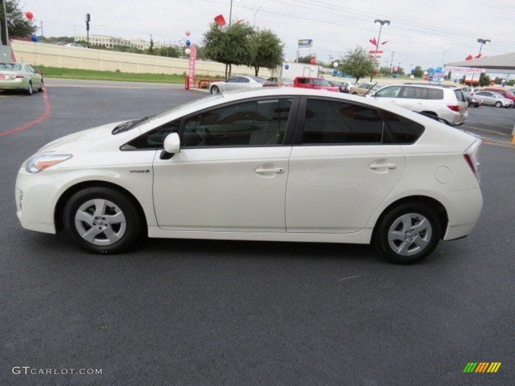 2010 Prius Hybrid III - Blizzard White Pearl / Bisque photo #4
