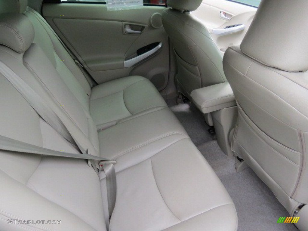 2010 Prius Hybrid III - Blizzard White Pearl / Bisque photo #14