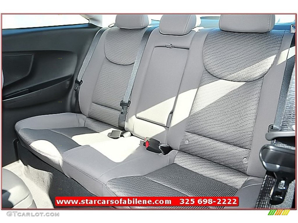 2013 Elantra Coupe GS - Titanium Gray Metallic / Gray photo #18
