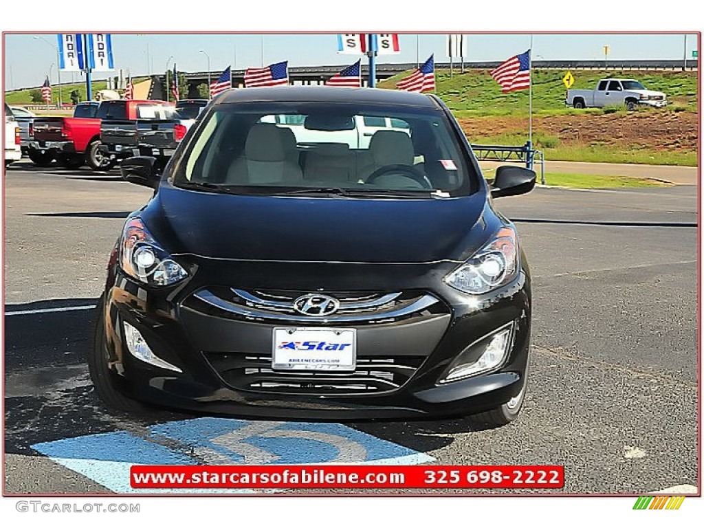 2013 Elantra GT - Black Noir Pearl / Beige photo #10