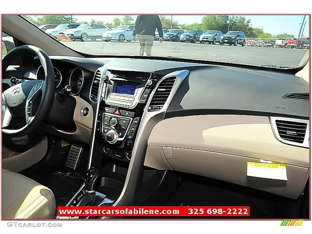 2013 Elantra GT - Black Noir Pearl / Beige photo #23