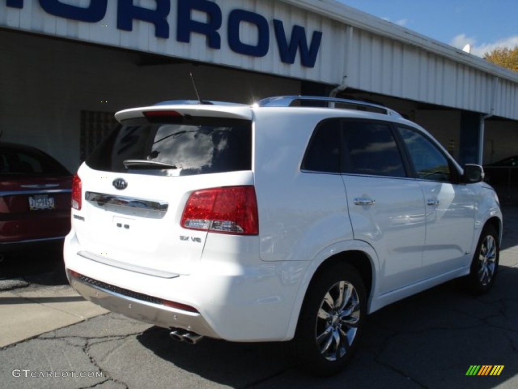 2013 Sorento SX V6 AWD - Snow White Pearl / Black photo #8