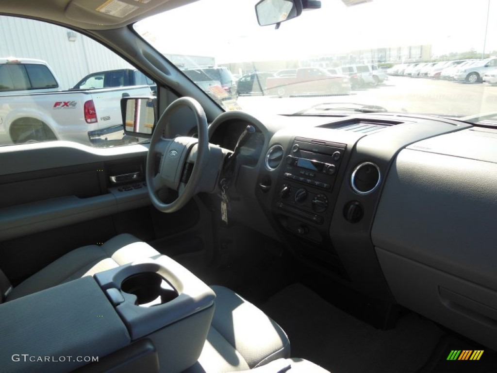 2005 F150 XLT SuperCab - Dark Toreador Red Metallic / Medium Flint Grey photo #6