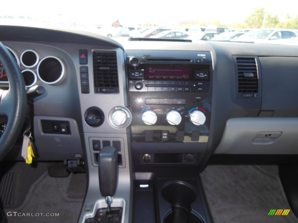 2010 Tundra SR5 CrewMax - Slate Gray Metallic / Graphite Gray photo #18