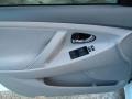 Super White - Camry LE Photo No. 13