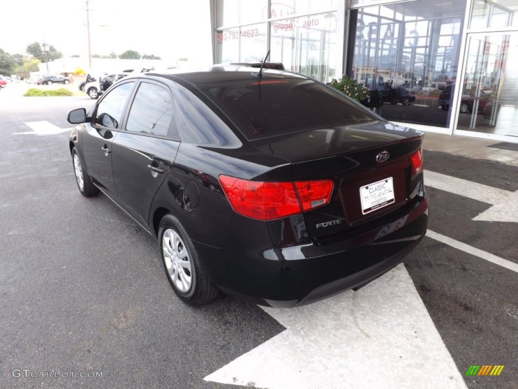 2013 Forte EX - Ebony Black / Black photo #3