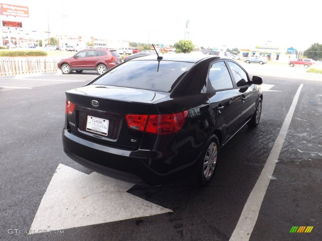 2013 Forte EX - Ebony Black / Black photo #5