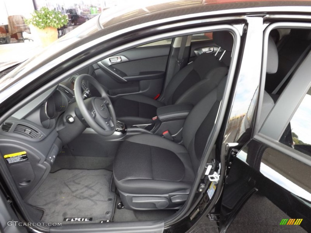 Black Interior 2013 Kia Forte EX Photo #71976508
