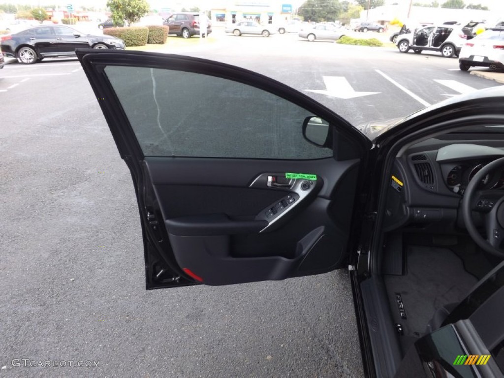 2013 Forte EX - Ebony Black / Black photo #13