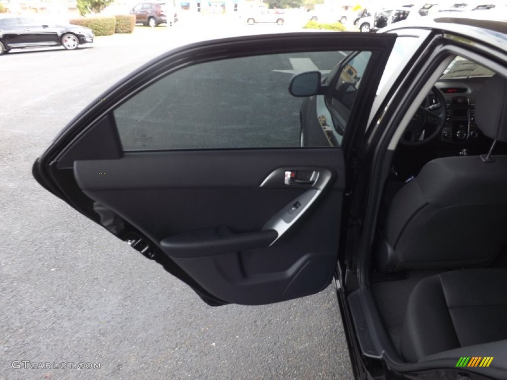 2013 Forte EX - Ebony Black / Black photo #15