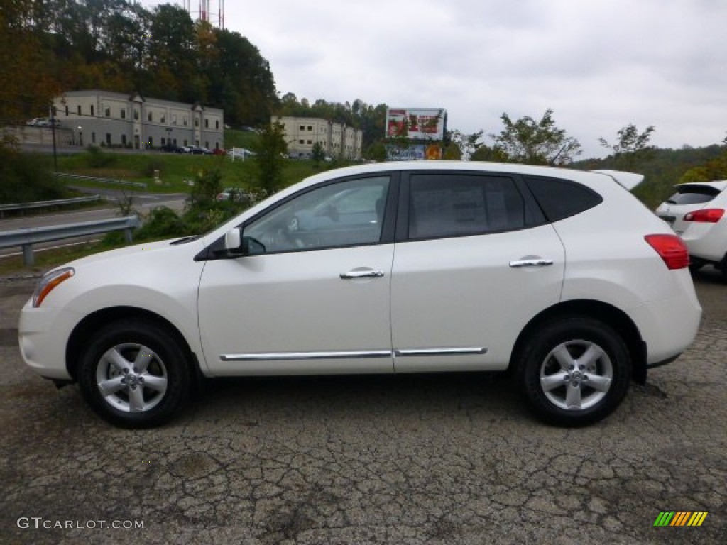 2013 Rogue S Special Edition AWD - Pearl White / Black photo #6