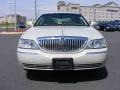 2004 Ceramic White Tri-Coat Lincoln Town Car Ultimate  photo #24