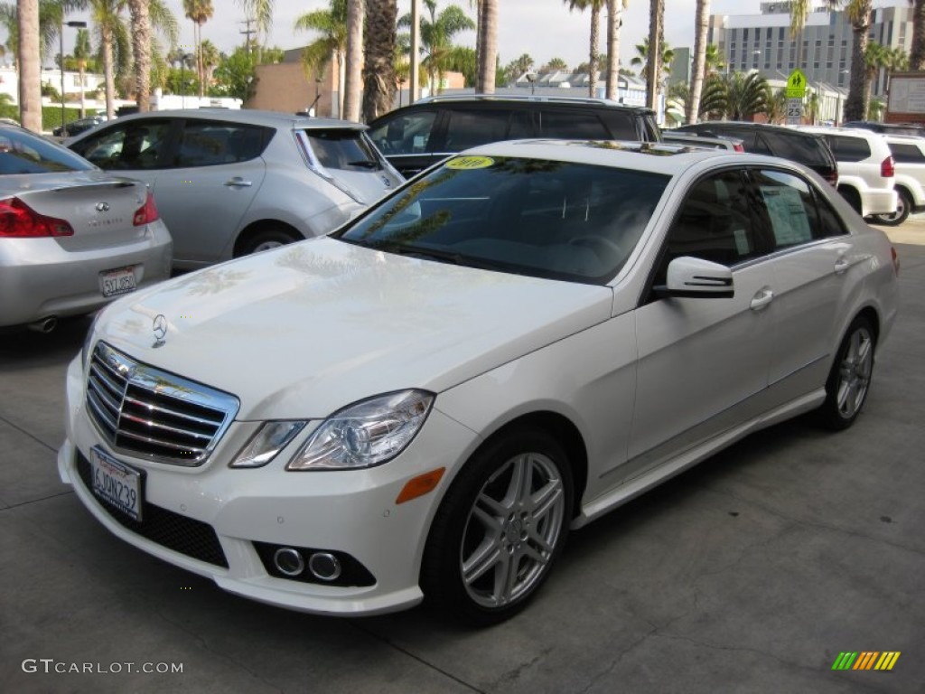 2010 E 550 Sedan - Arctic White / Black photo #5