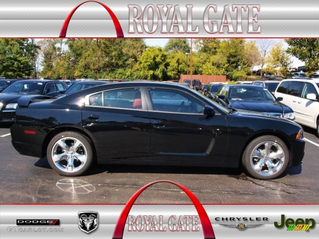 2013 Charger SXT Plus - Pitch Black / Black/Red photo #1