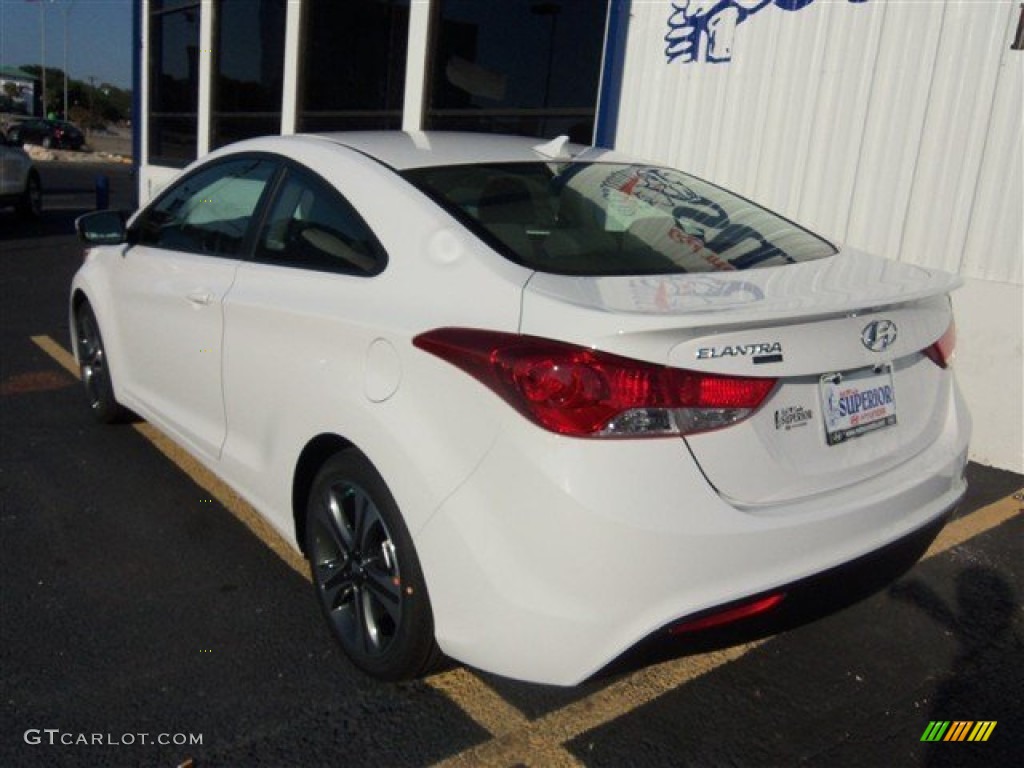 2013 Elantra Coupe SE - Monaco White / Gray photo #5